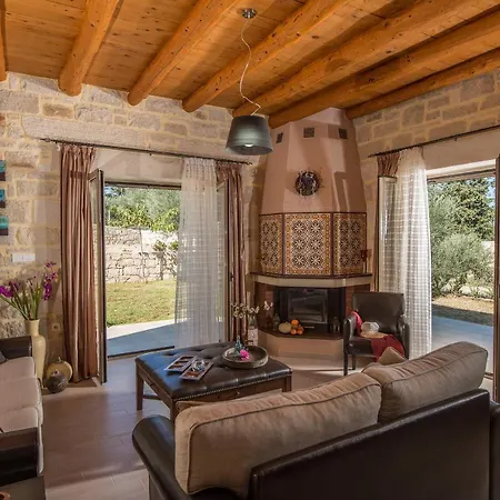 Villa Olivia With Pool Vrises Crete Alikampos